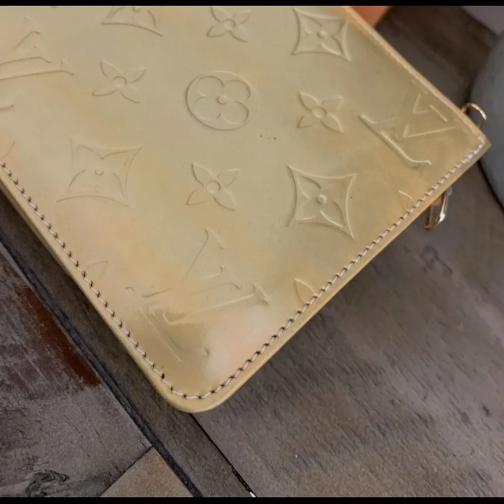 Louis Vuitton Gold Monogram Crossbody Bag - Picture 7 of 12